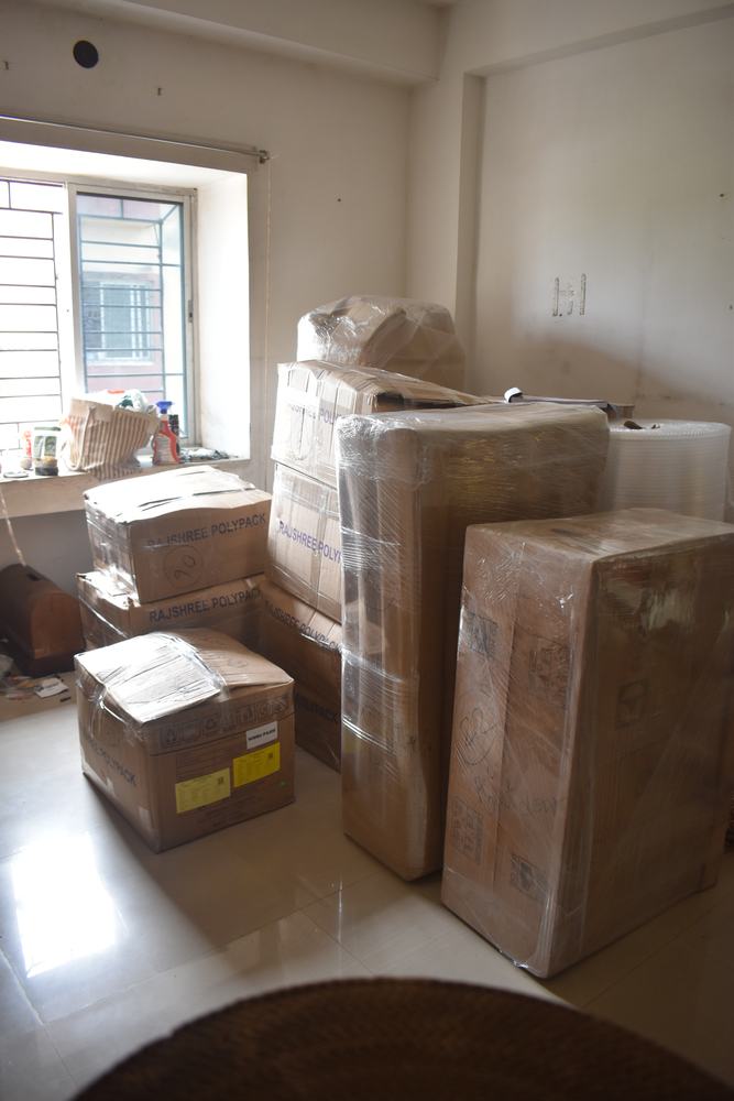 Packing and unpacking service